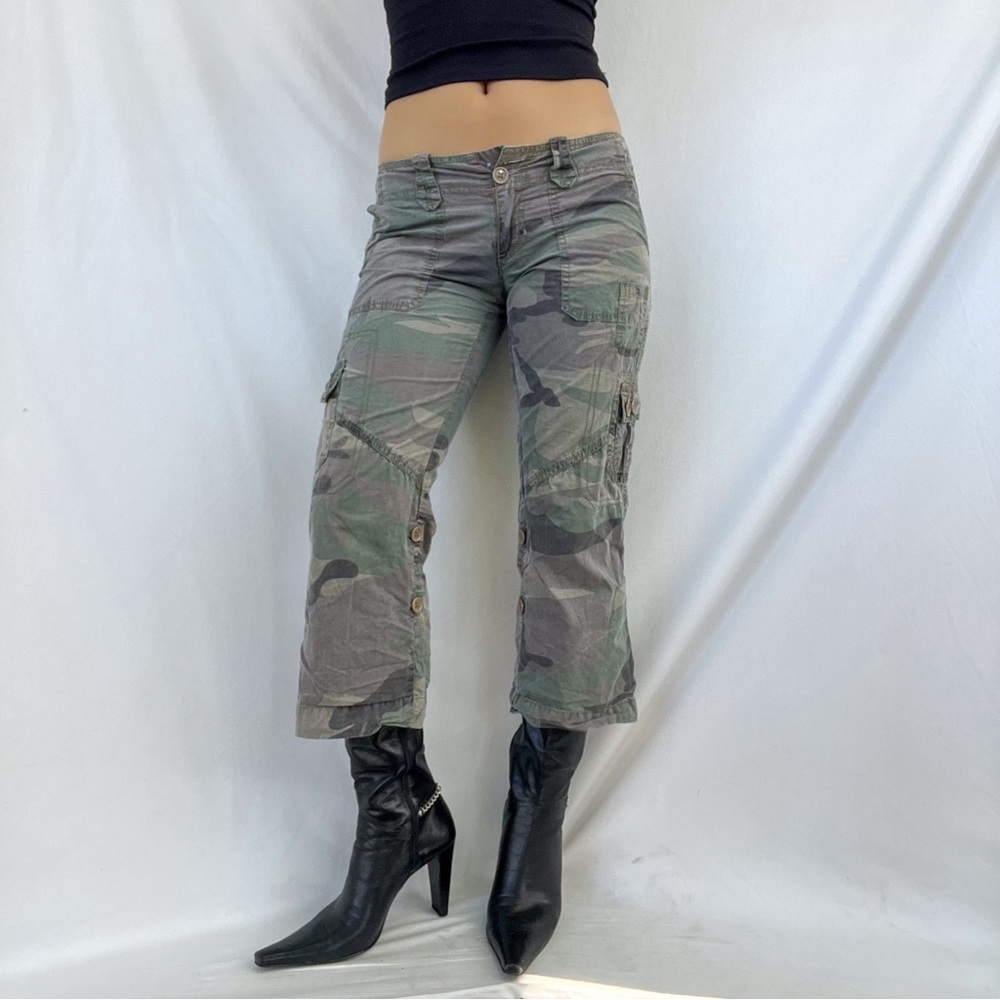 Y2K Camo Capri Pants